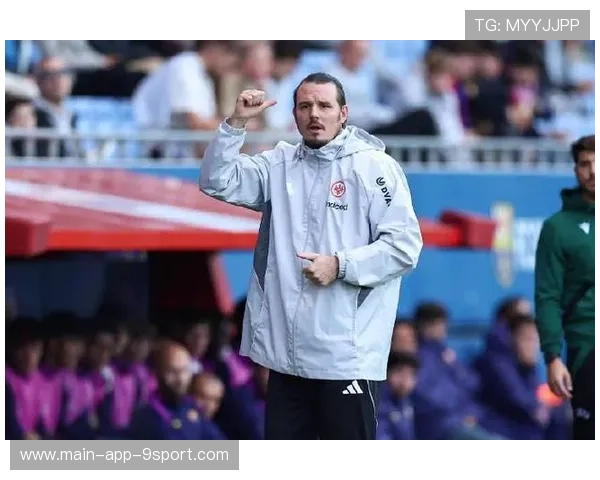 德甲教练在排兵布阵中更注重体能轮换平衡，德甲 教练